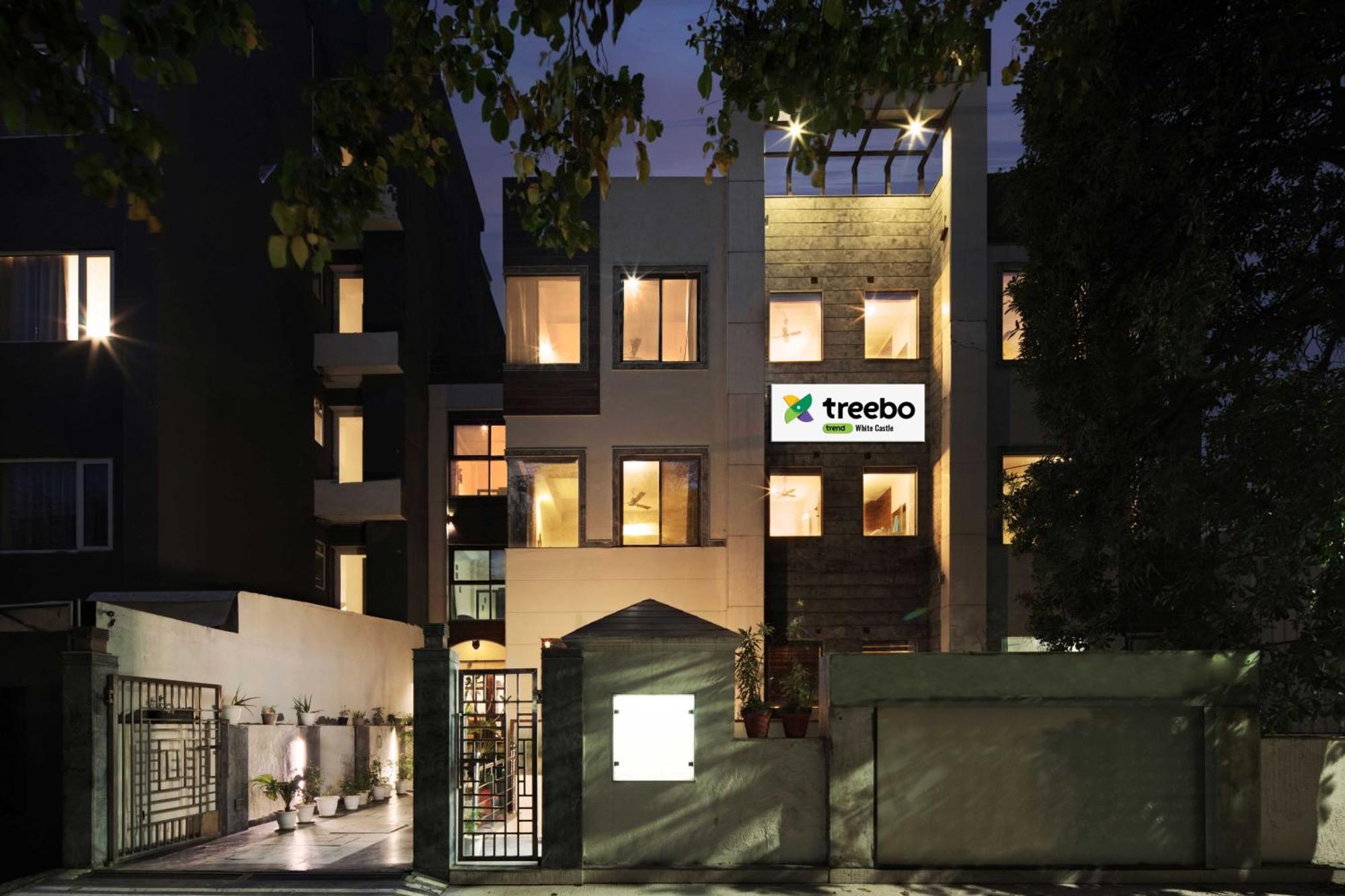 Treebo White Castle, Gurgaon Hotel Exterior foto